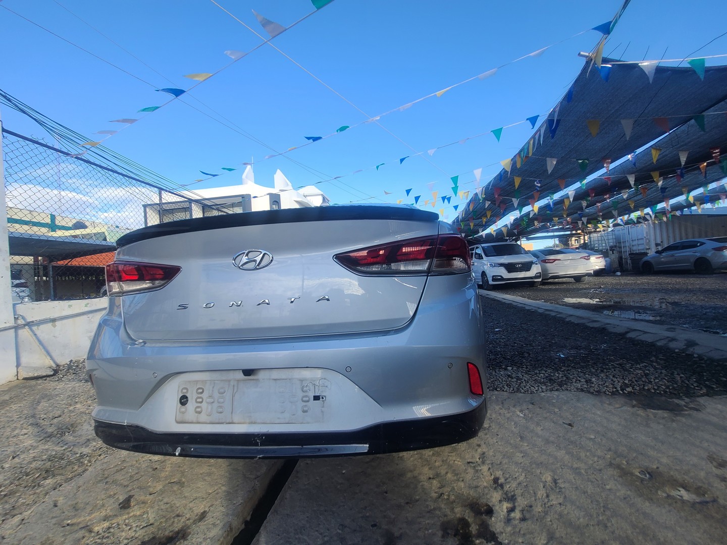 carros - HYUNDAI SONATA NEW RISE 2018 GRIS 3