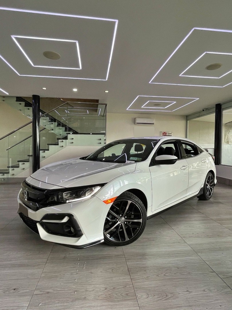 carros - Honda Civic hatchback 2021 nuevoo