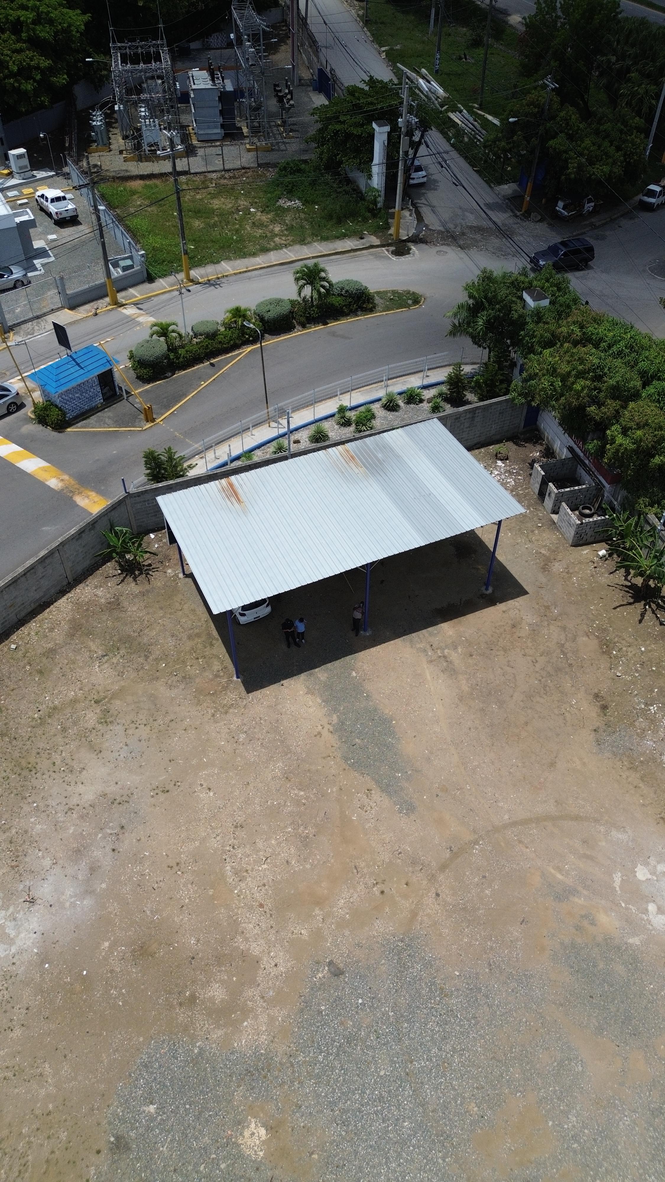 solares y terrenos - Solar en la Autopista Duarte de 5670m2 7