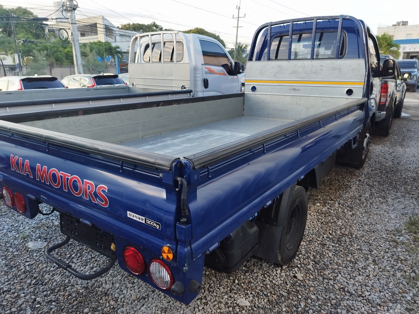 camiones y vehiculos pesados - 2020 Kia Bongo III Diesel  1