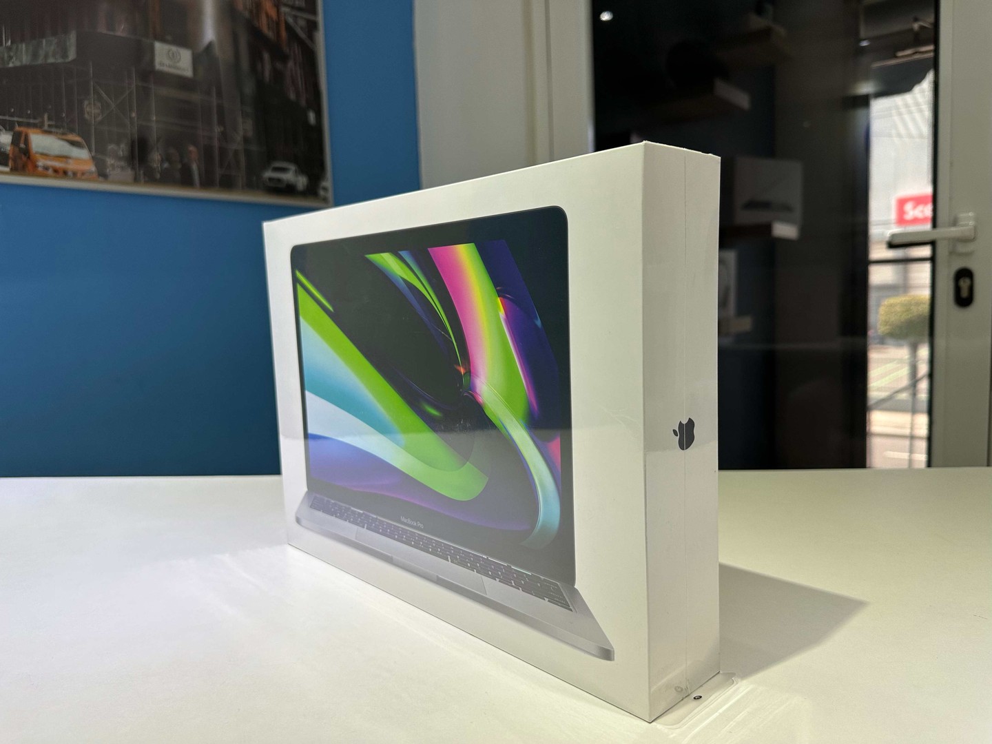 computadoras y laptops - Vendo MacBook Pro 13 2023 M2 Apple Chip / 256GB / 8GB Ram Nueva RD$ 73,500 NEG 0
