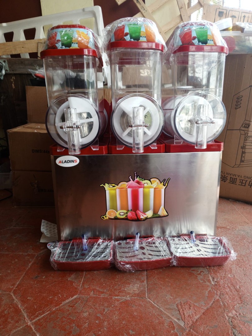 servicios profesionales - YUNYUNERA FROZER GRANIZADO DE 3 TANQUES 🥤 2