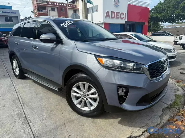 jeepetas y camionetas - Kia Sorento LX 2020 9