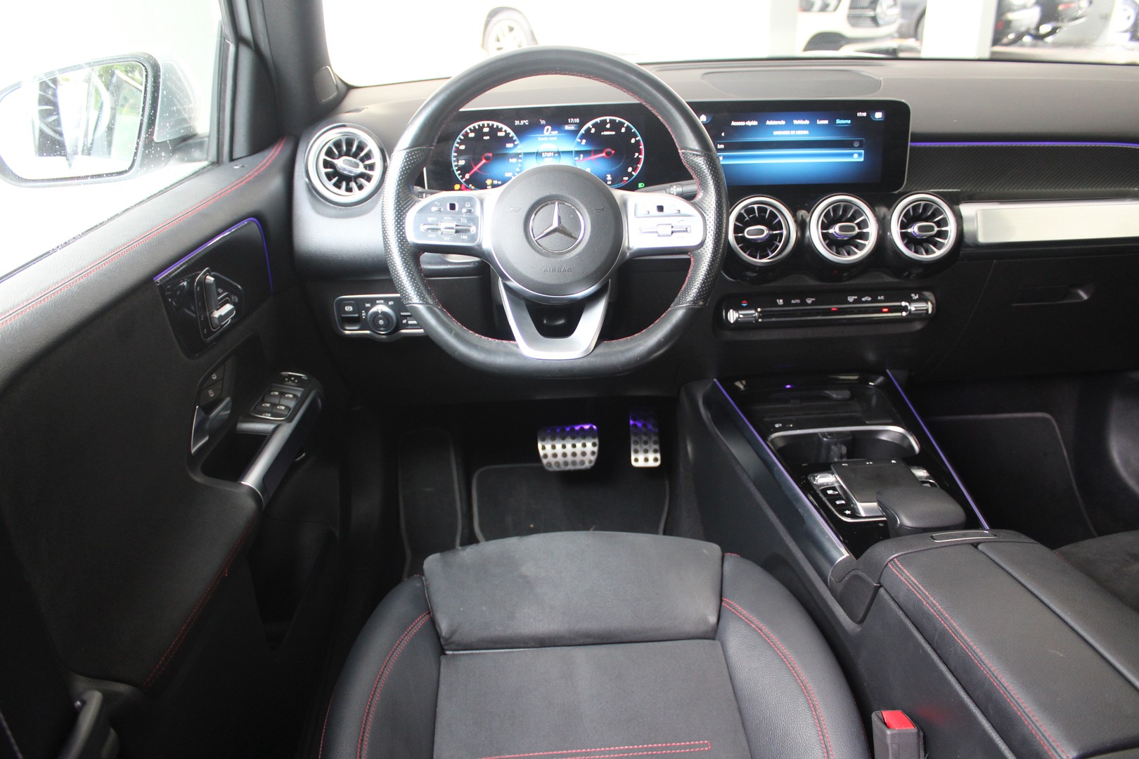 jeepetas y camionetas - Mercedes-Benz Clase GLB 200 AMG 2020 7
