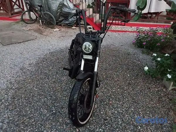 motores y pasolas - Suzuki Intruder Bobber classica 10