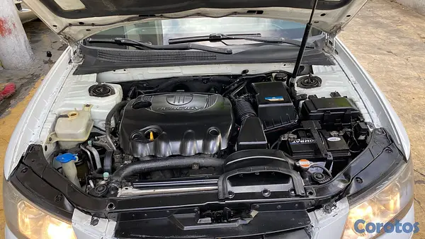 carros - Hyundai n20 3