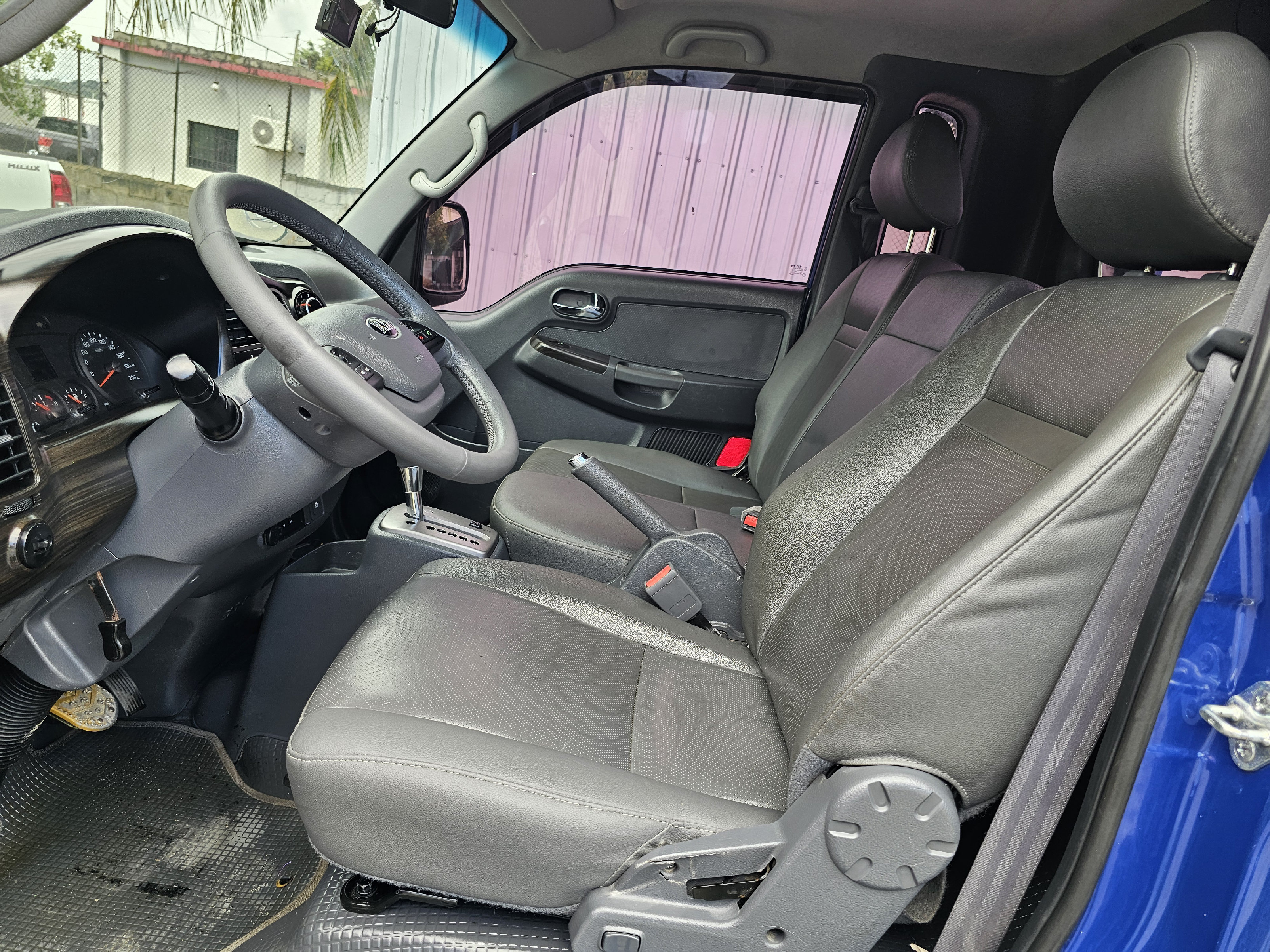 jeepetas y camionetas - kia bongo lll 2019 5