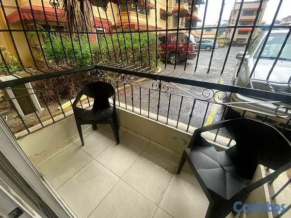 apartamentos - Apto remodelado en Cabirma del Este detrás de Plaz 8