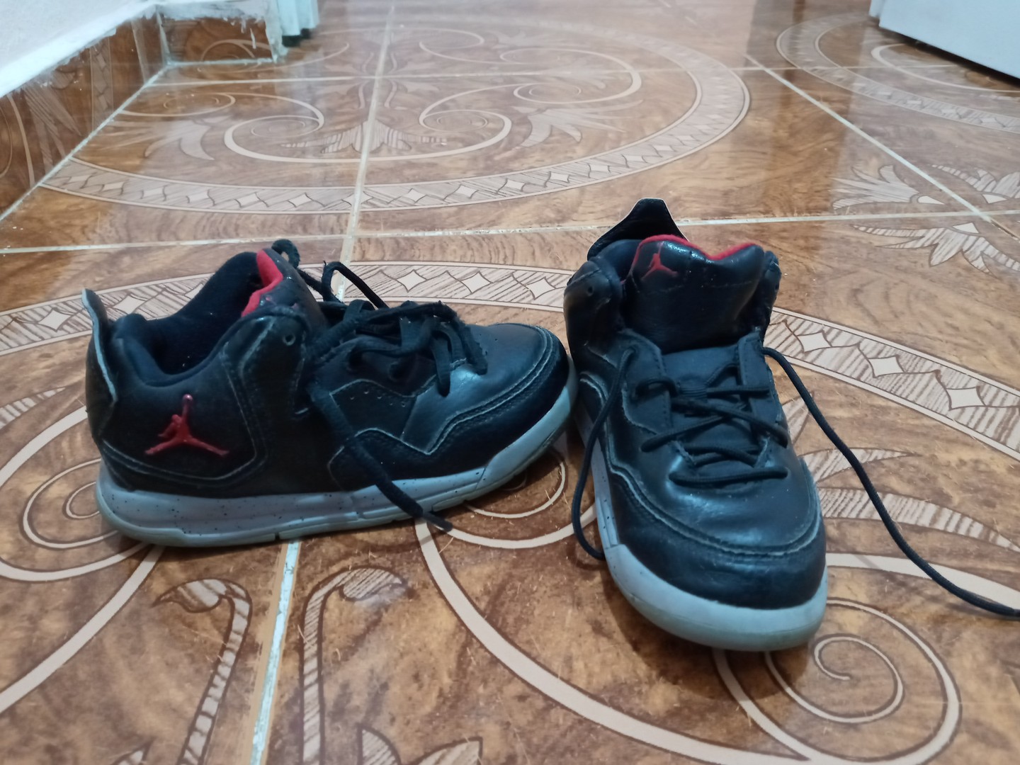 ropa y zapatos - Tenis Jordan Size 28