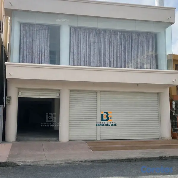 oficinas y locales comerciales - DE VENTA Amplio LOCAL COMERCIAL de Dos Niveles 📍EN 2