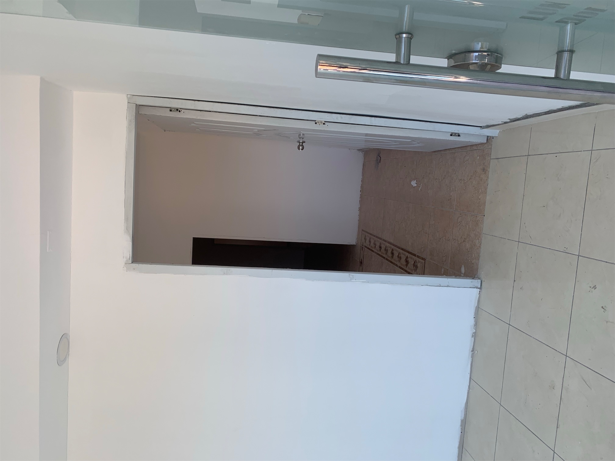 oficinas y locales comerciales - Local céntrico a pocos pasos de la Núñez 3