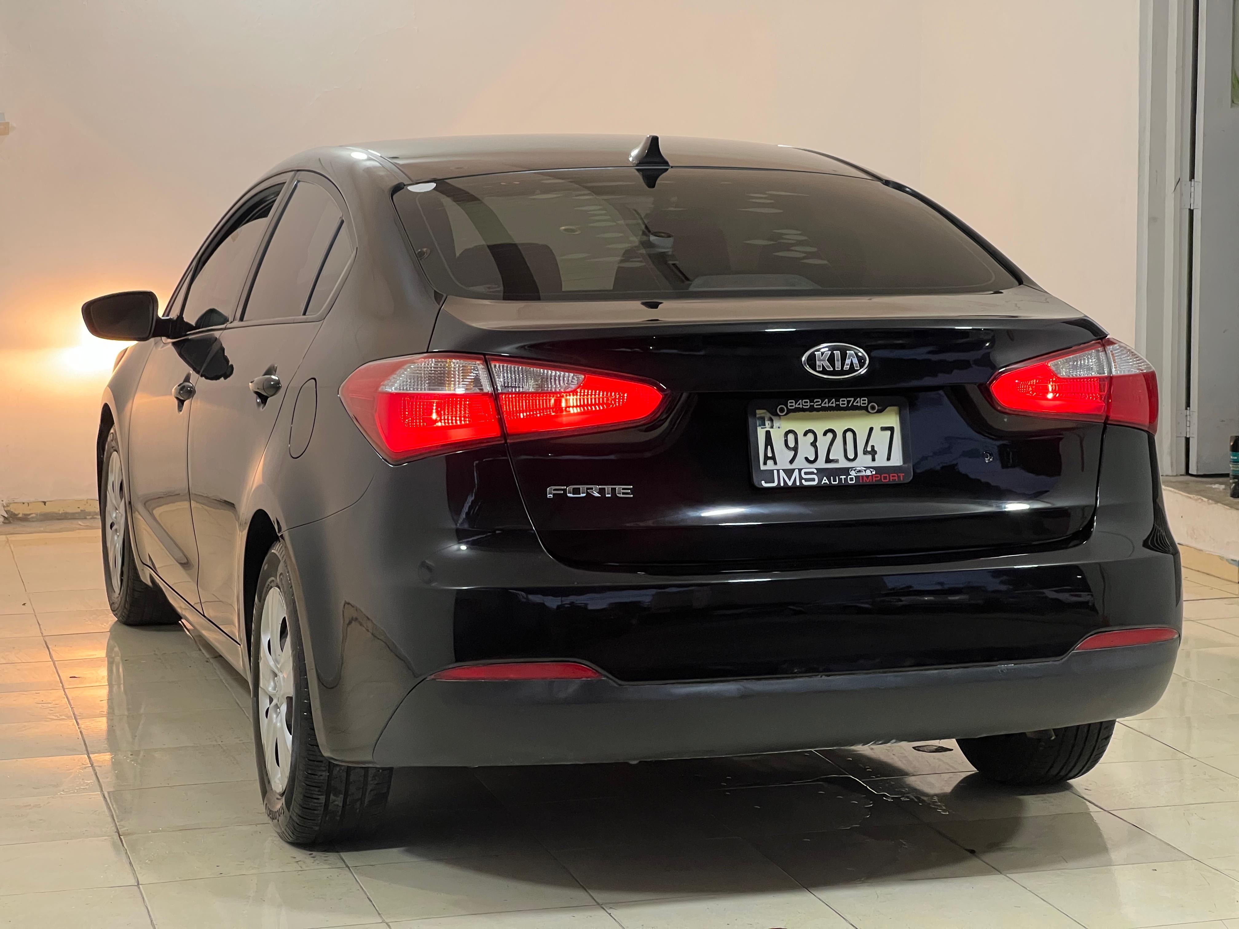 carros - KIA FORTE LX AÑO 2015 CLEAN CARFAX  3