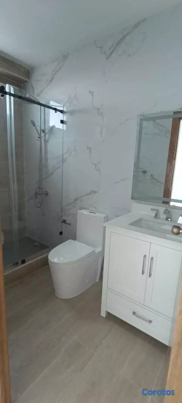 apartamentos - Cacicazgos 2da con Terraza, Lujoso Apartamento con Acabados de 1era 8