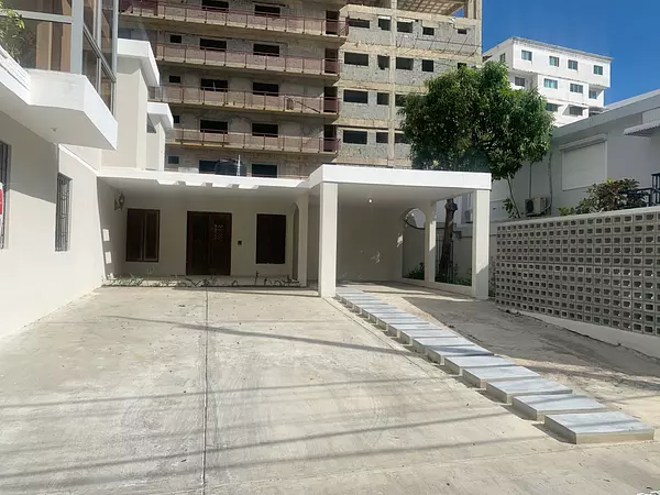 oficinas y locales comerciales - Local céntrico en Bella vista  8