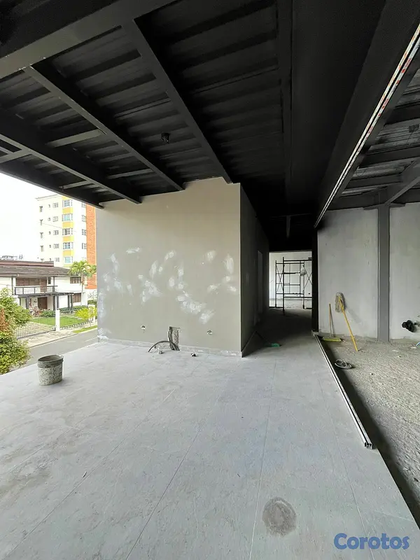 oficinas y locales comerciales - Locales comerciales disponibles en Villa Olga 10