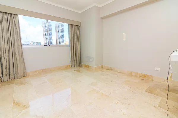 apartamentos - Alquilo en piantini  3