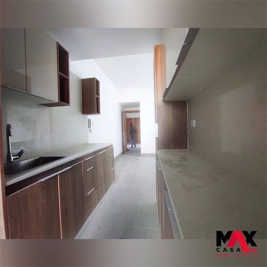 apartamentos - Apartamento en el ensanche naco  8vo nivel Distrito Nacional 3