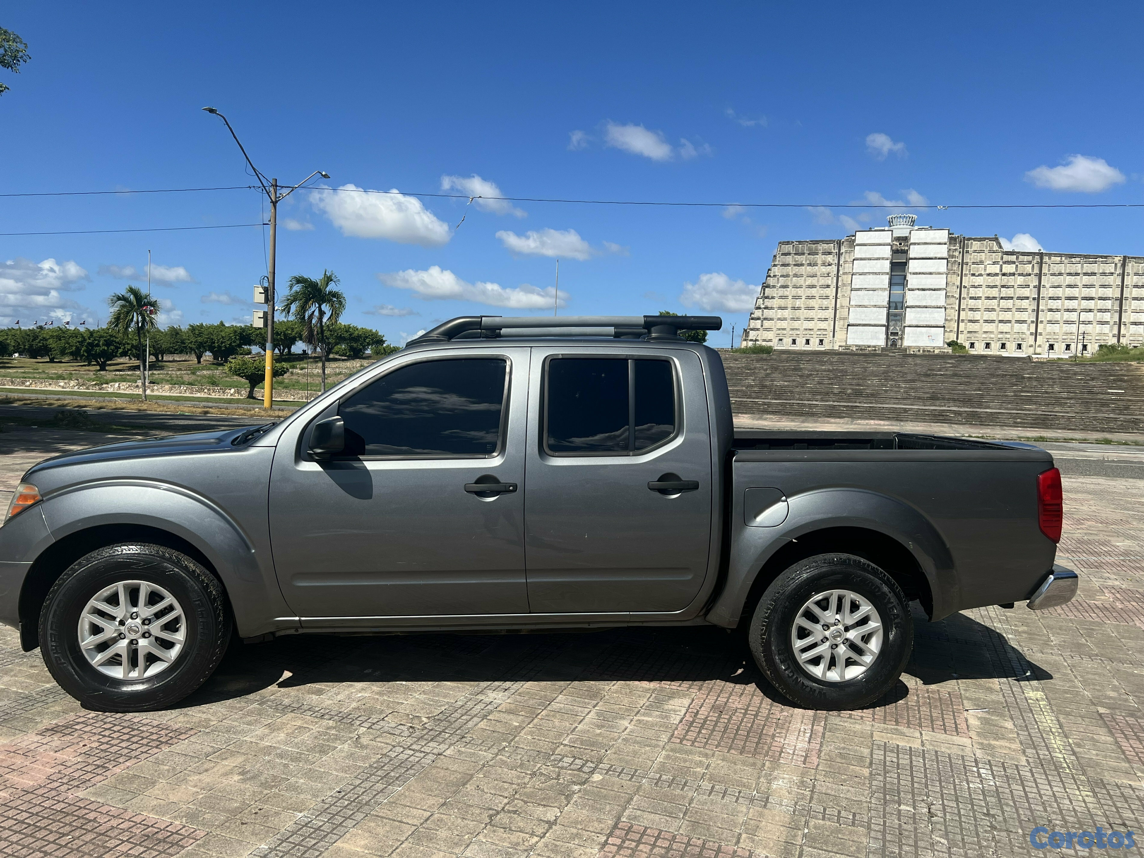 jeepetas y camionetas - disponible  2