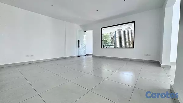 oficinas y locales comerciales - hermoso local en renta  11