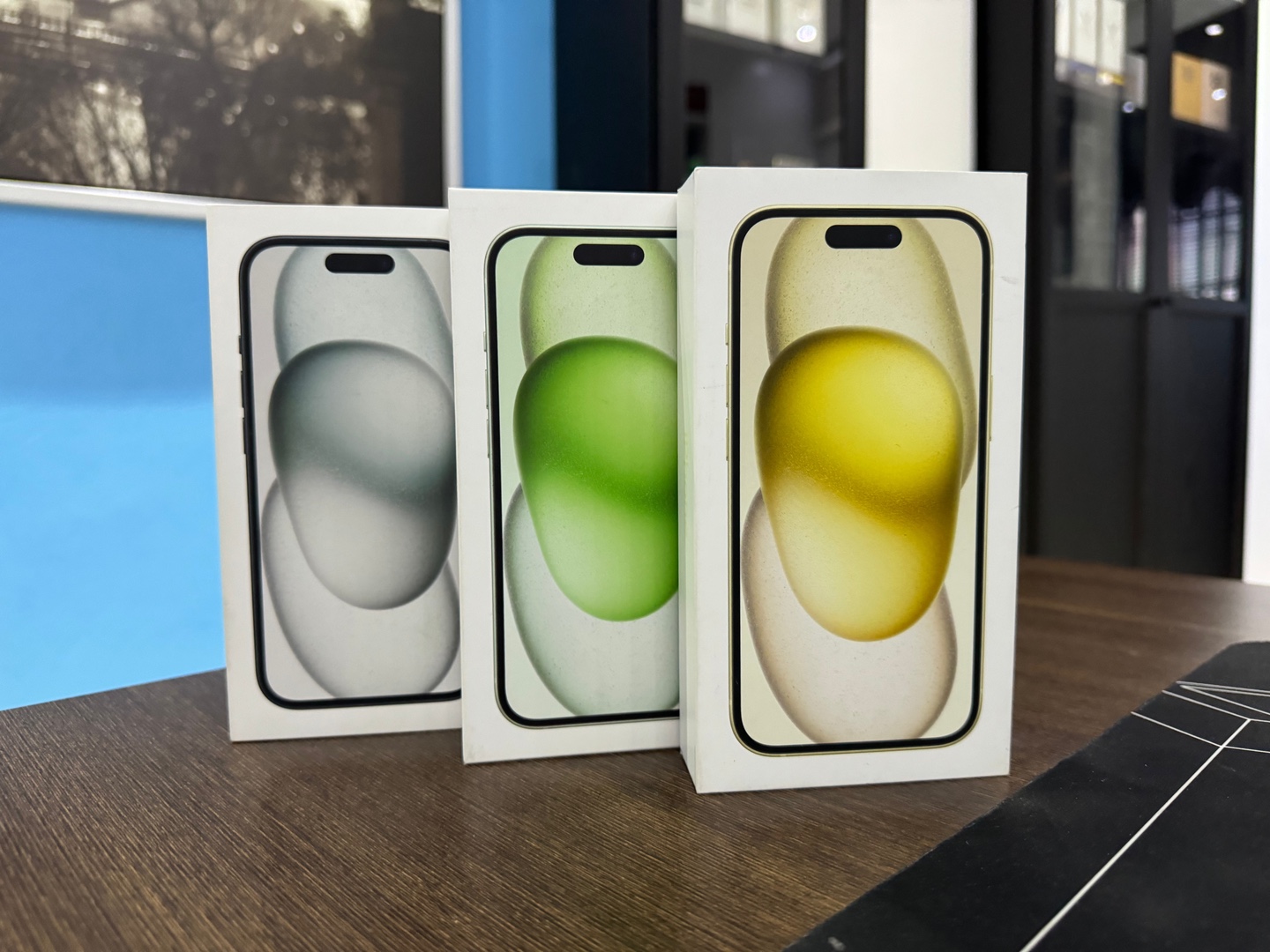 celulares y tabletas - iPhone 15 128GB E-SIM Nuevos Sellados, Desbloqueados, Garantía