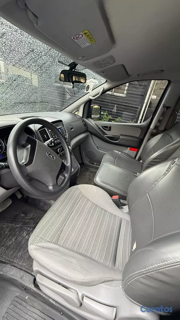 otros vehiculos - Hyundai Starex 2019 6