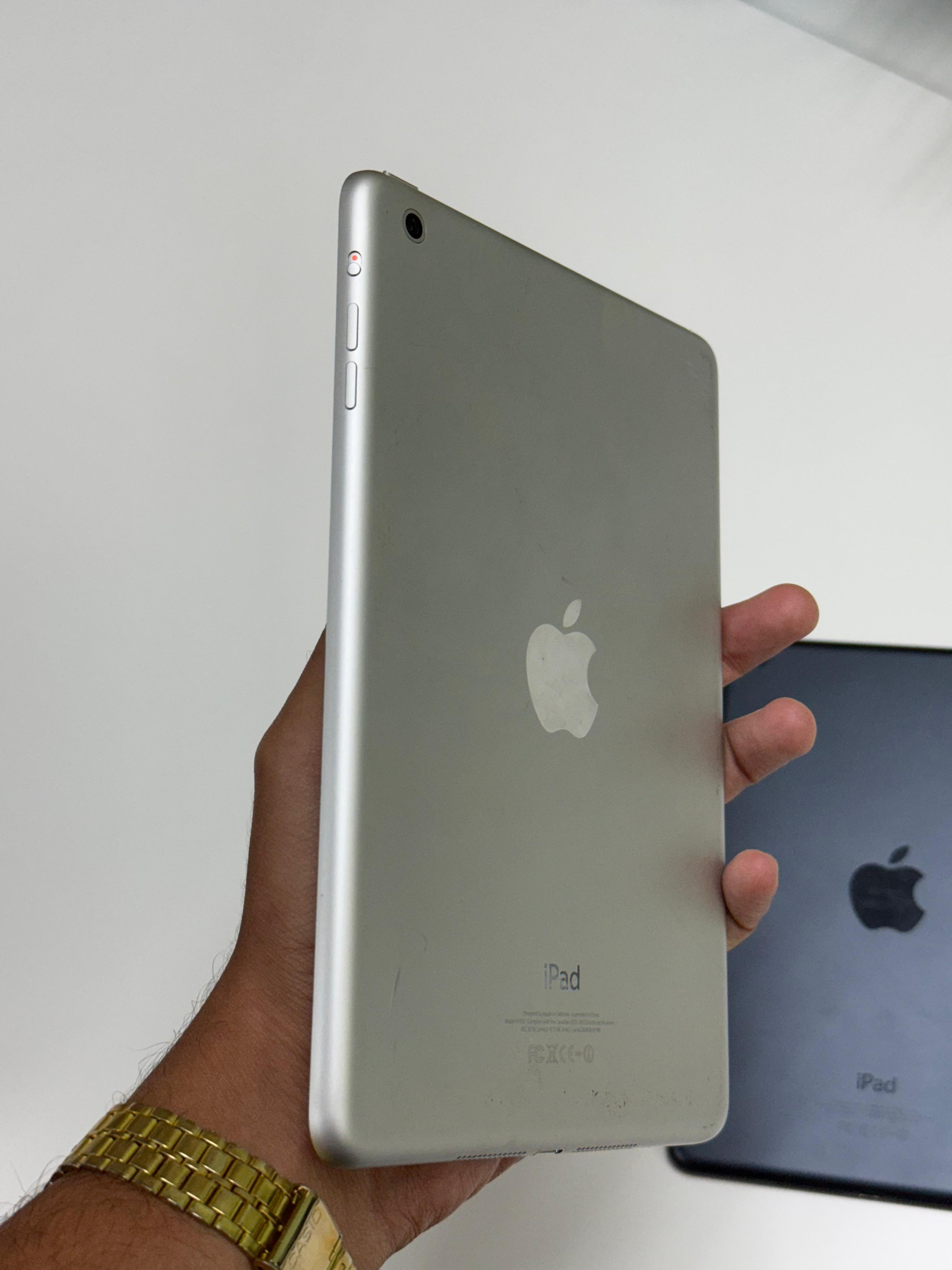 celulares y tabletas - iPad Mini 1ra Generación – Color Plata 1