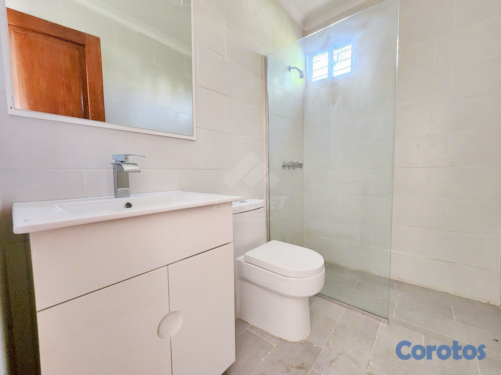 casas - CASA DOS NIVELES CON TERRAZA Y PATIO LAS HORTENCIA 2