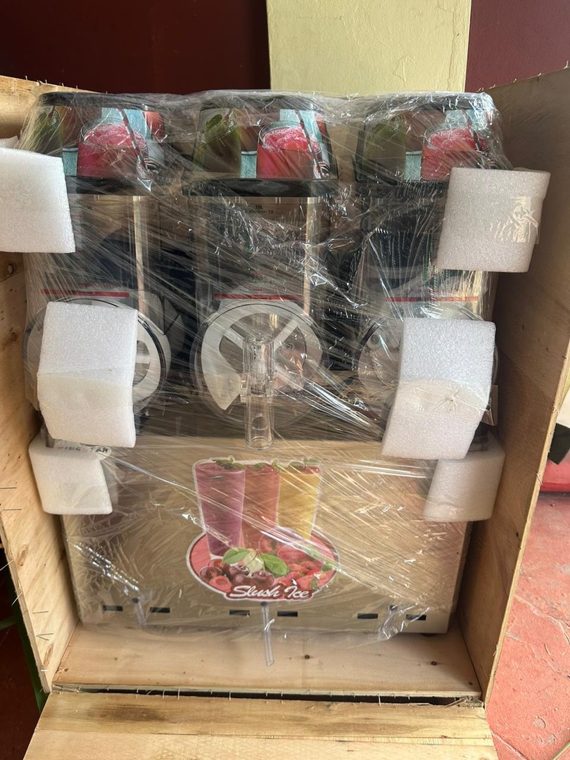 servicios profesionales - YUNYUNERA FROZER GRANIZADO DE 3 TANQUES 🥤 3