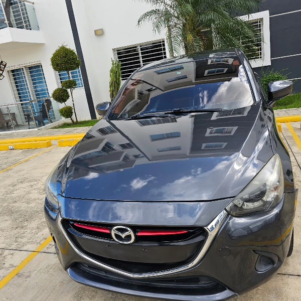 carros - Mazda demio 2017 0