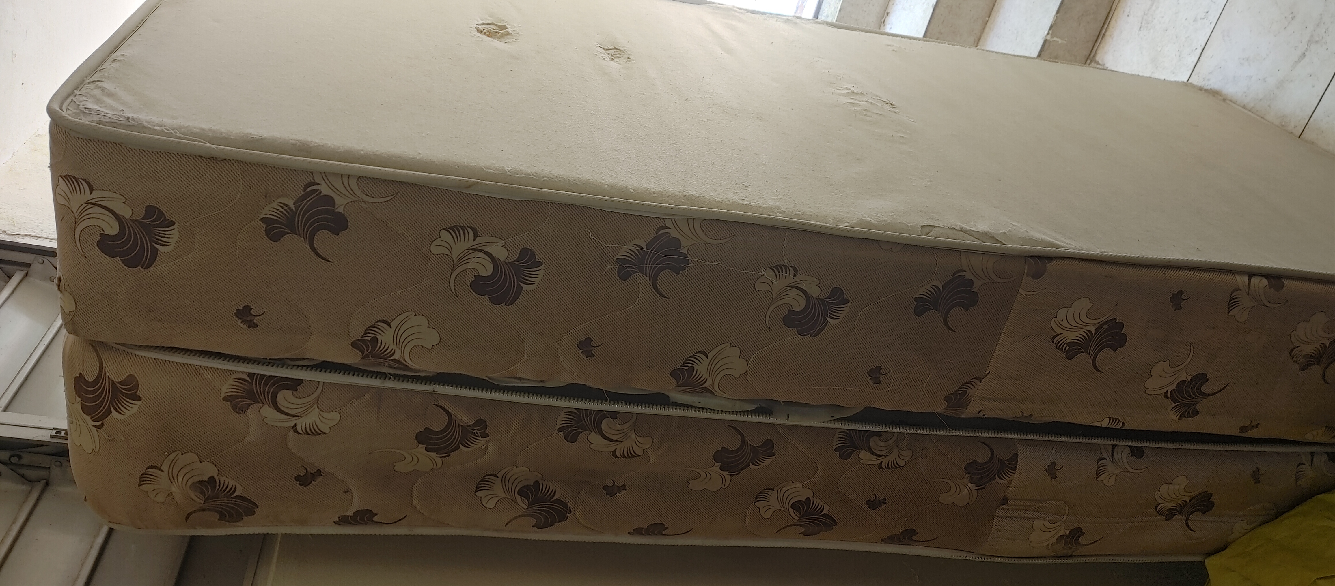 muebles y colchones - Cama pequeña 2,000 3