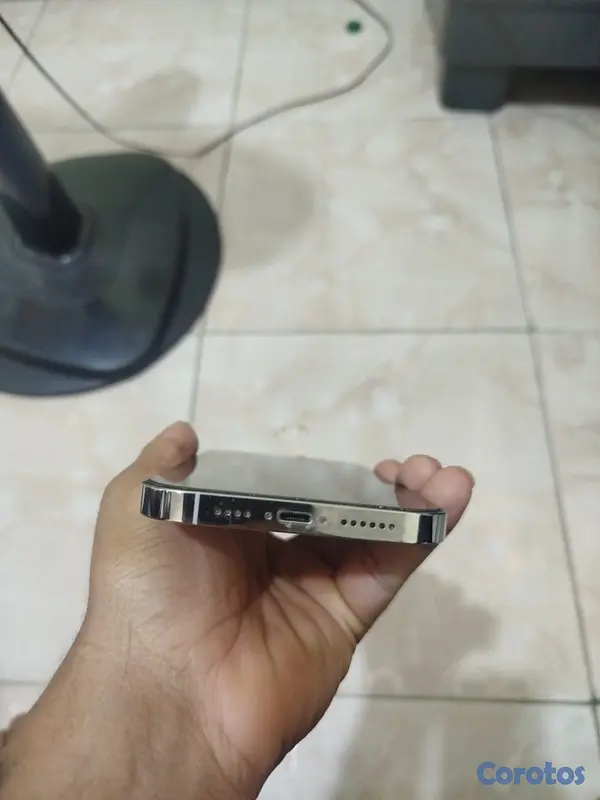 celulares y tabletas - iPhone 14 Pro Max  2