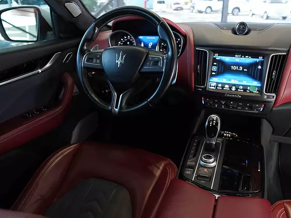 jeepetas y camionetas - Maserati Levante S 2018 3