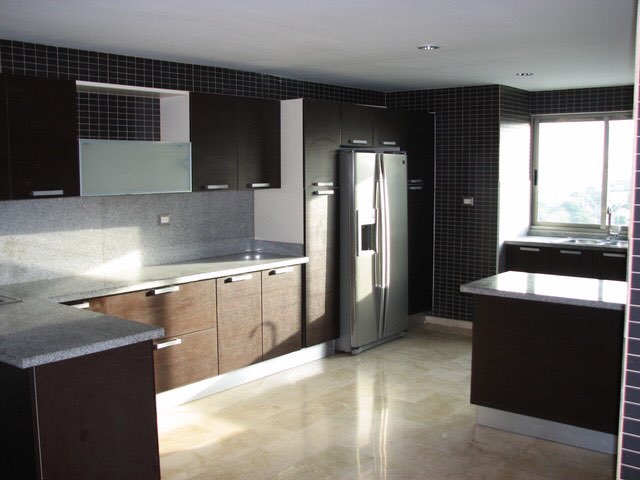 apartamentos - Vendo apto Suit  o alquilo en la esperilla 