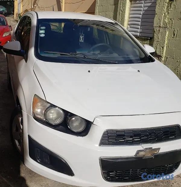 carros - Chevrolet Sonic 2013 10