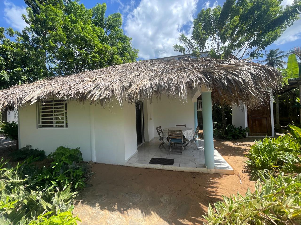 casas - CASA CON PISCINA AMUEBLADA EN LAS TERRENAS 2