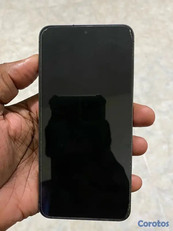 celulares y tabletas - Samsung galaxy S24 normal  6