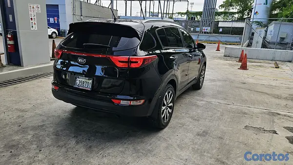 jeepetas y camionetas - kia sportage 2017 doch 3