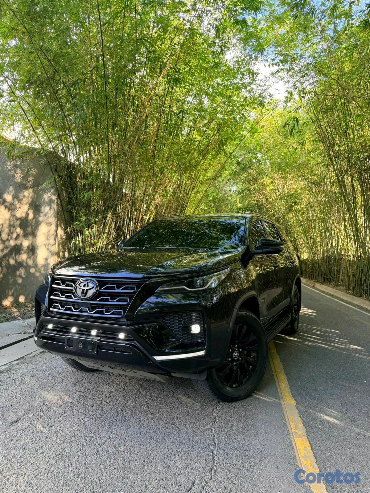 jeepetas y camionetas - Toyota fortuner 2022 2