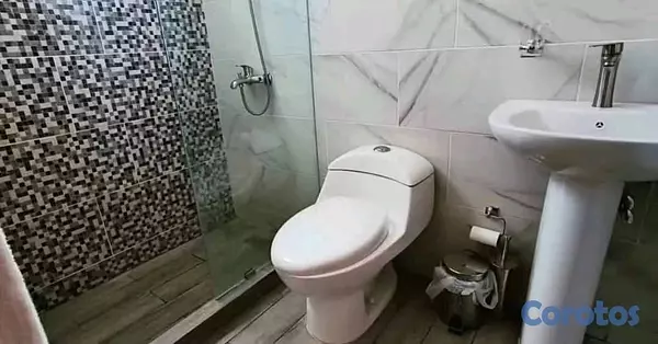 apartamentos - 1er piso Amueblado enbdorado 1ro a 10 minutos de unión médica  3