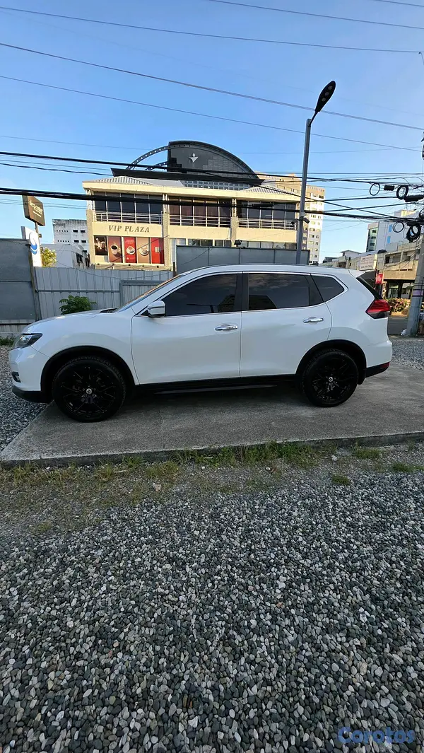jeepetas y camionetas - VENDO MI NISSAN XTRAIL 2018 EN ÓPTIMAS CONDICIONES  8
