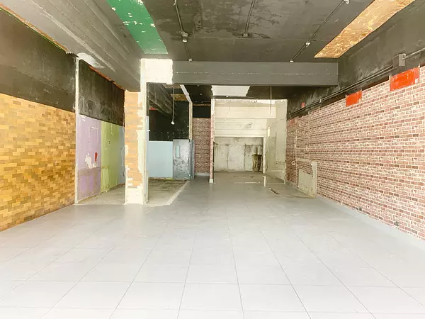 oficinas y locales comerciales - Local céntrico primer nivel  2