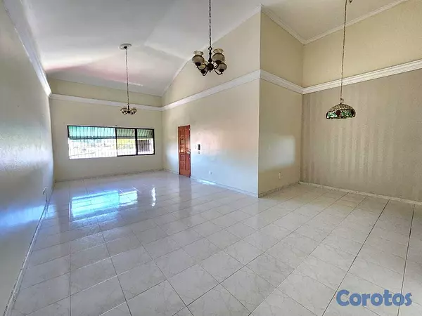 apartamentos - Apartamento de 3 habitaciones 2 baños en Av. Indep 1