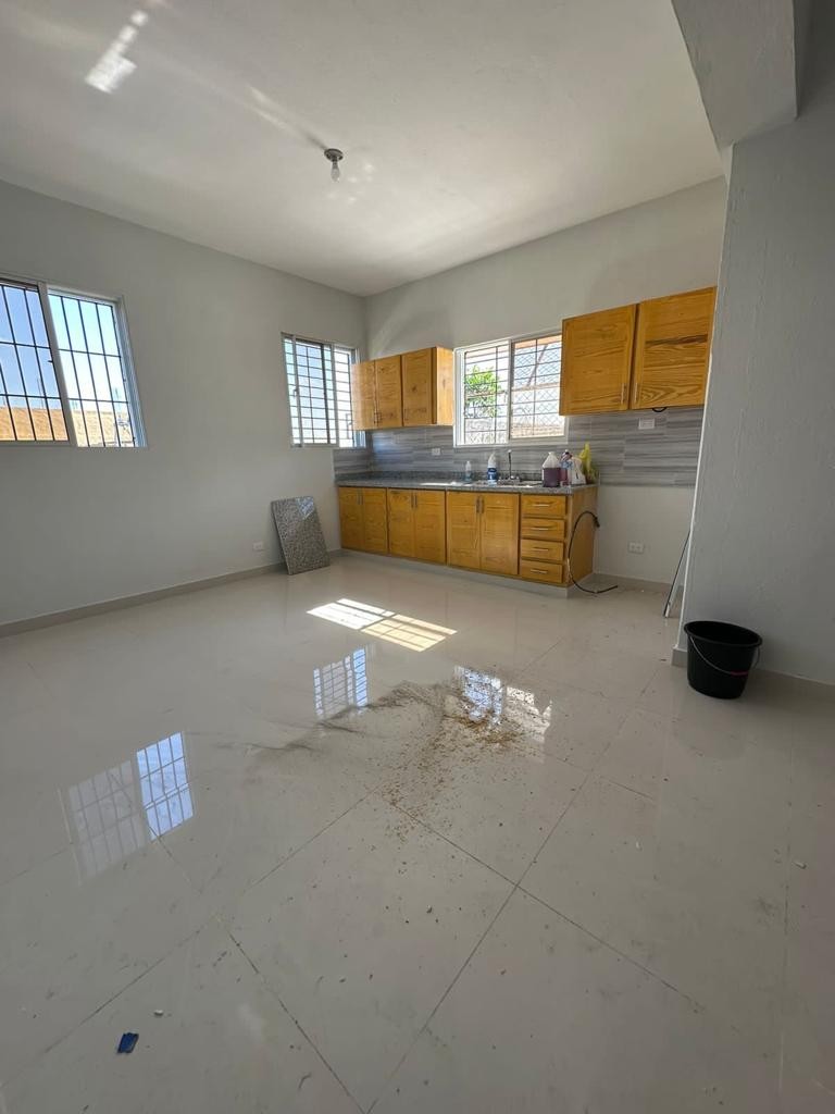 apartamentos - Alquiler Apartamento de 2 Habitaciones Sin Amueblar, Barrio Chino, Santo Domingo