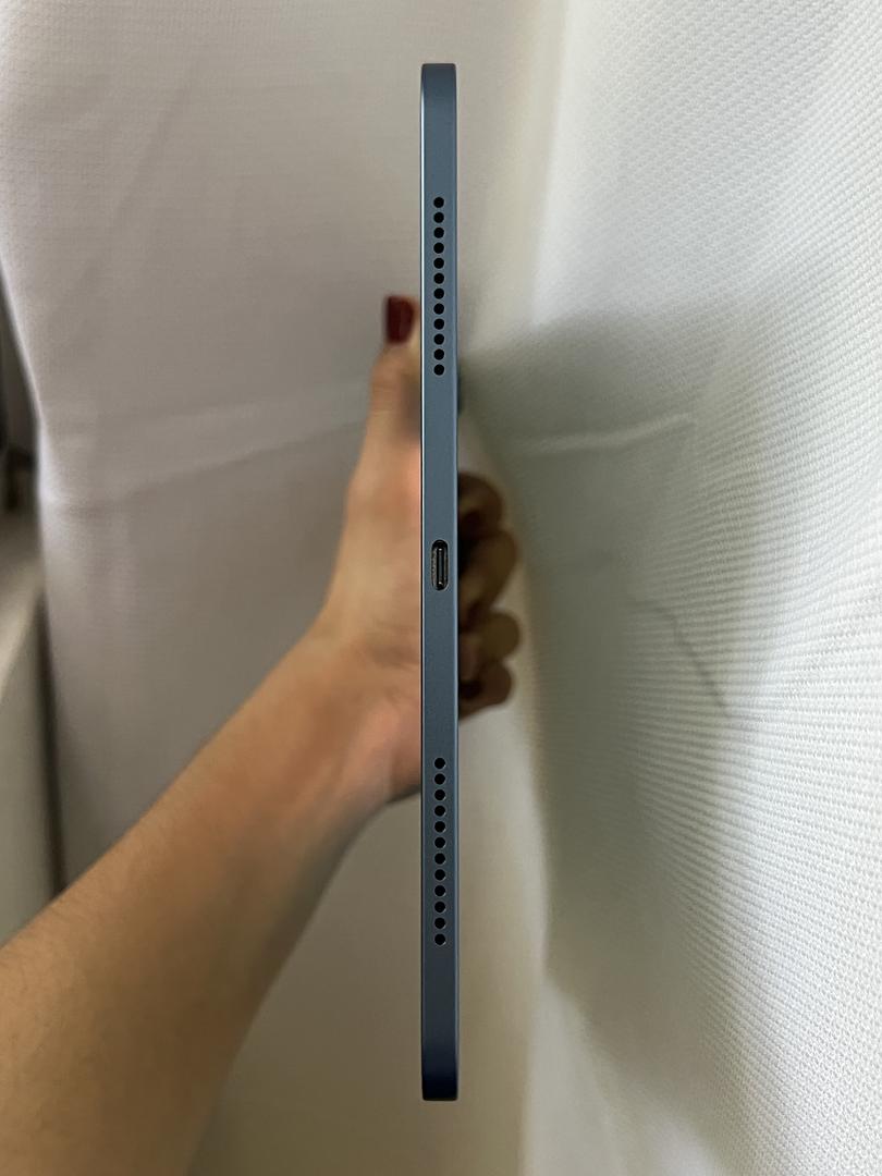 celulares y tabletas - iPad Air 5ta generación,modelo A2588, bloqueado por iCloud,ideal para repuestos. 2
