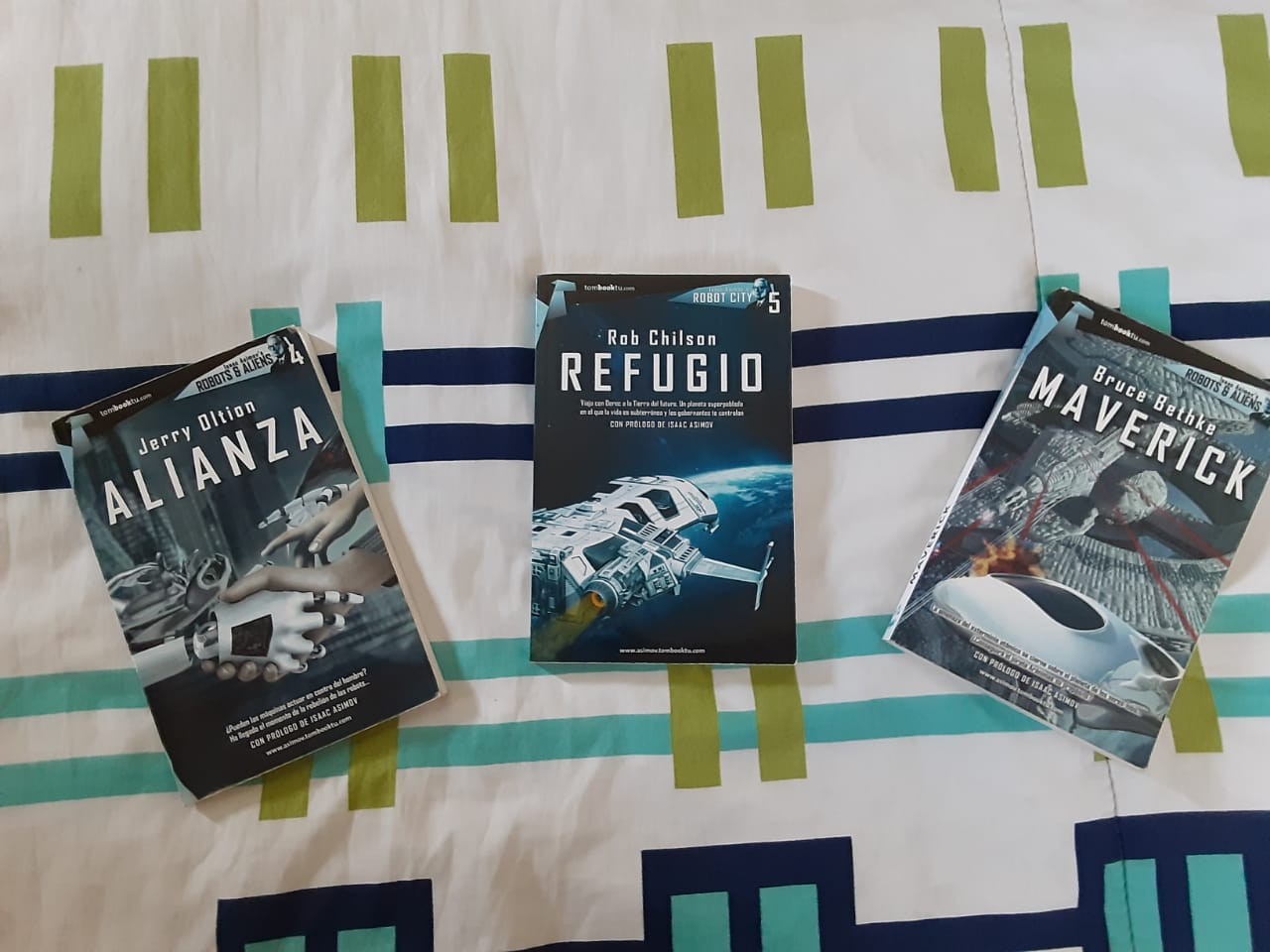 libros y revistas - 3 libros de ciencia ficción (Alianza, Refugio y Maverick).