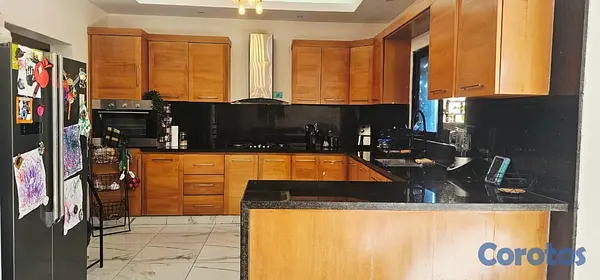 apartamentos - Casa en Colinas del oeste, av. Prolongación 27 de  5