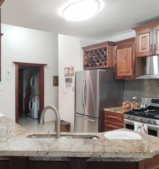 casas - Venta de Casa en AV independencia  6