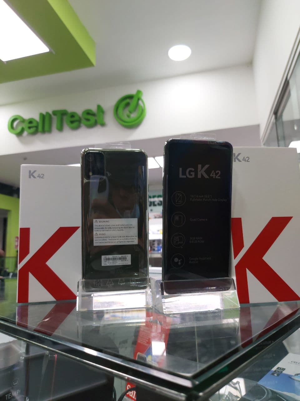 celulares y tabletas - LG K42