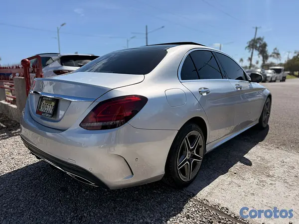 carros - Mercedes Benz C300 AMG 2020 4