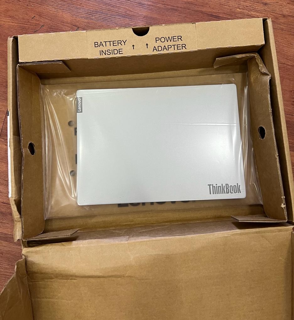 computadoras y laptops - Lenovo ThinkBook 14 Intel i5 8GB/256GB 1